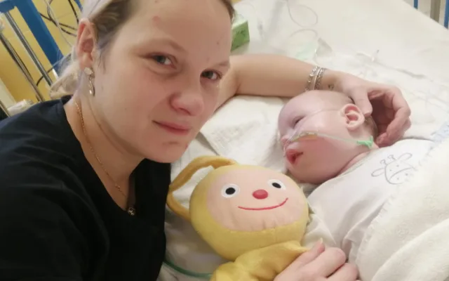 Syn má poškozený mozek a nedožije se rána, řekli Tereze po porodu. Míša teď oslaví tři roky a mamince dává velkou sílu