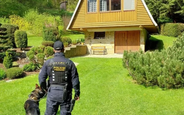 Zahrádkářské a chatařské osady po zimě ožívají. Policisté apelují na správné zabezpečení majetku