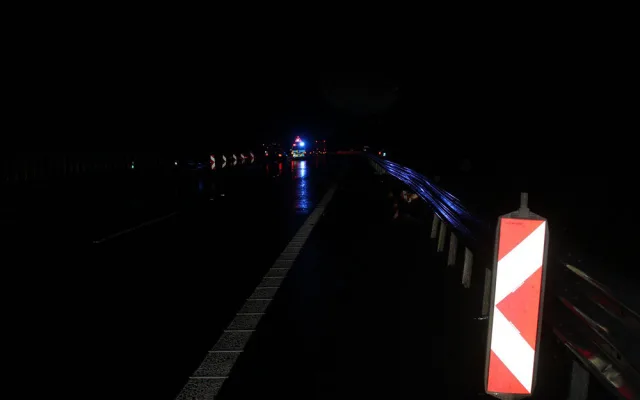 Na dálnici D35 mezi Olomoucí a Mohelnicí došlo za silného deště ke dvěma nehodám