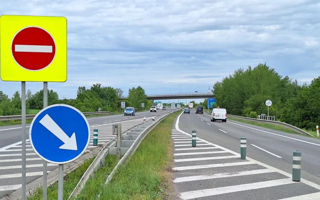 Řidiči budou na silnici I/55 projíždět omezením až do konce prázdnin