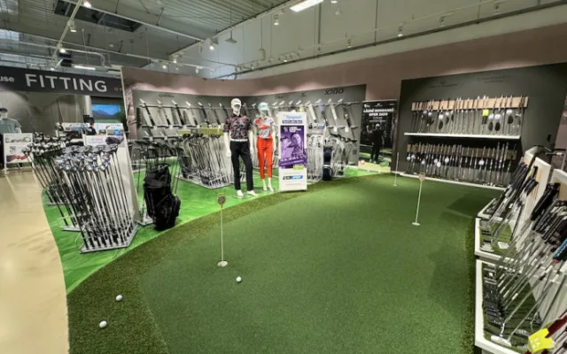 Speciální přístup, komplexní služby. Golf House oslaví deset let v Česku