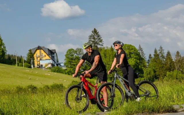 Zažijte léto v Beskydech s wellness, skvělým jídlem a zábavou na každý den