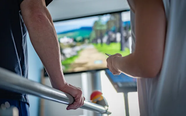 Šance pro pacienty po úrazech a mozkových příhodách. Fakultní nemocnice modernizuje rehabilitaci