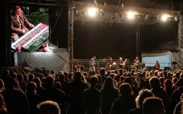 Festival Vesuf zve celou rodinu na hudbu, zábavu a degustace
