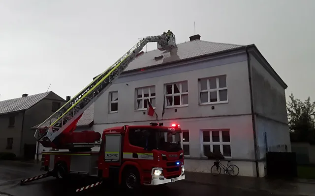 Hasiči řešili v souvislosti s bouřkami v Olomouckém kraji stovky událostí