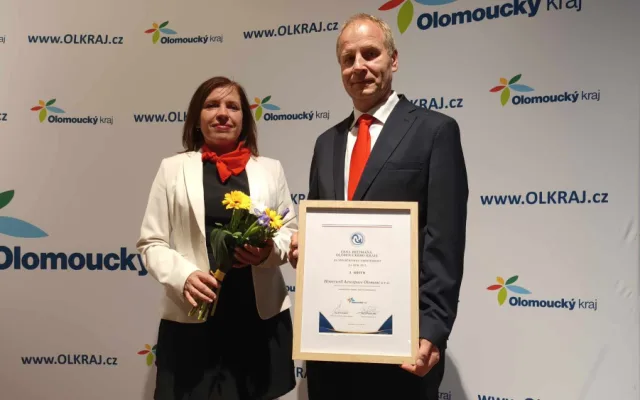 Společnost Honeywell Aerospace získala od hejtmana Olomouckého kraje ocenění za společenskou odpovědnost