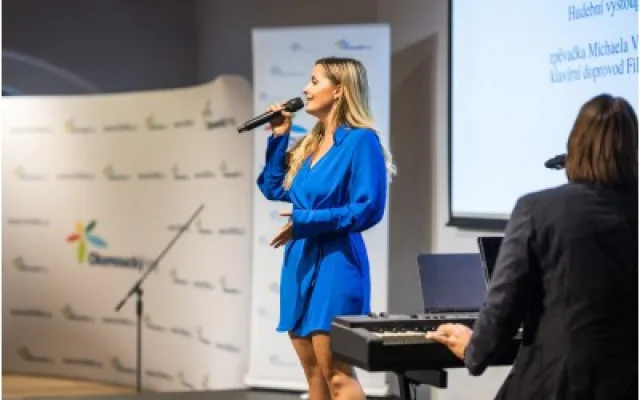 Společnost Honeywell Aerospace získala od hejtmana Olomouckého kraje ocenění za společenskou odpovědnost
