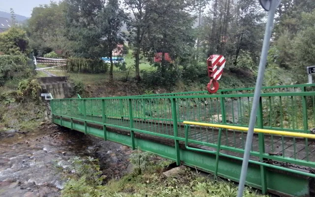 Hasiči odstraňují na Jesenicku lávky přes řeku, nejen pro Olomouc budou rozhodující noční lijáky