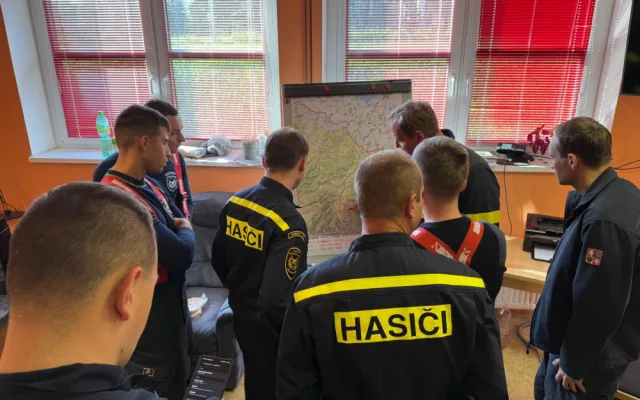 VIDEO: Povodně z výšky. Hasiči pomocí dronů vytváří mapy zaplavených území na Jesenicku