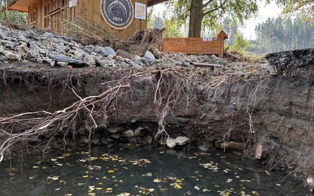 Krátery a zničená infrastruktura. Povodeň na měsíce zavřela Zlatokopecký skanzen na Jesenicku