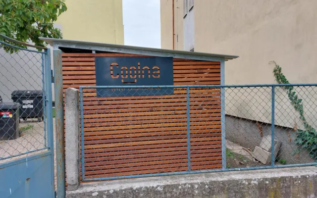 Šternberk má coolny. Vybudoval dvě dobíjecí místa pro elektrické vozíky, které využívají senioři