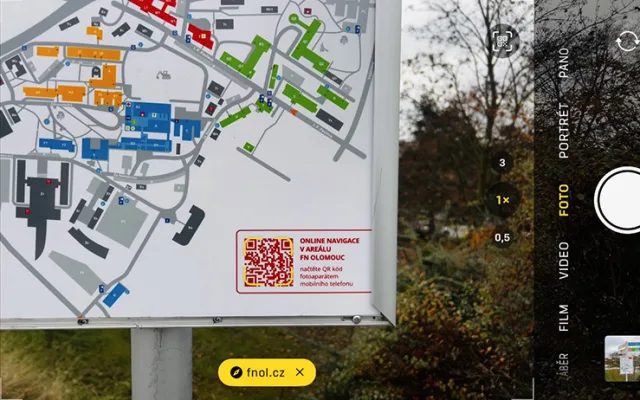 Olomoucká fakultní nemocnice vylepšila navigační systém, s orientací pomůže i oblíbená aplikace