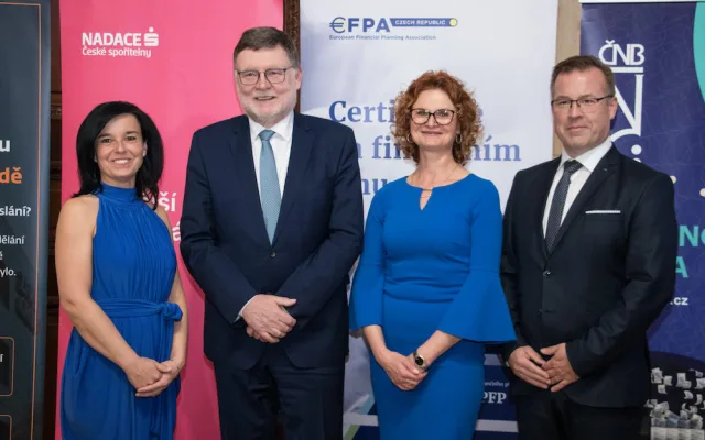 Přes 1000 škol z celého Česka se zapojuje do Soutěže Finanční gramotnost. Chtějí vychovat finančně zodpovědné žáky