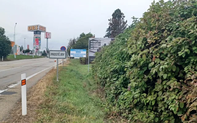 černé bilboardy