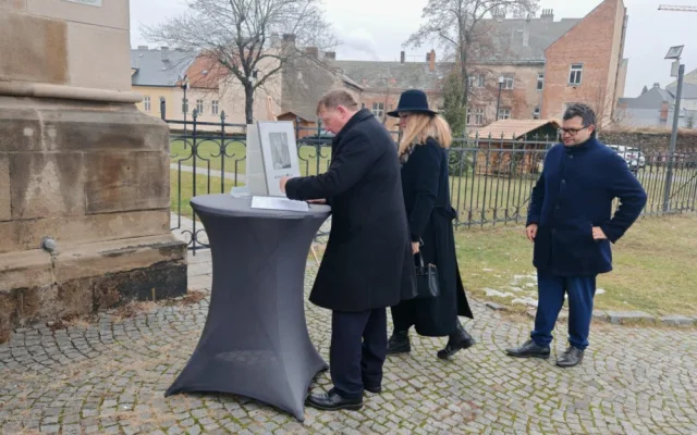 Na rozloučení s Milanem Ferancem dorazily stovky lidí. Do Olomouce přijel i Andrej Babiš