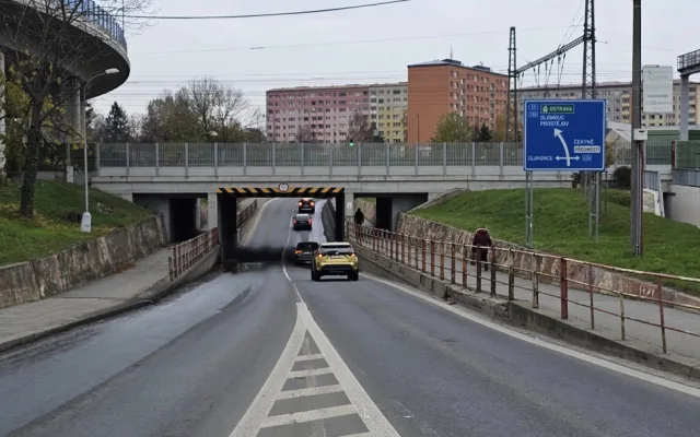 Vodu z podjezdu v Předmostí odvede kilometr dlouhé podzemní potrubí. Stavět se začne po dokončení D1