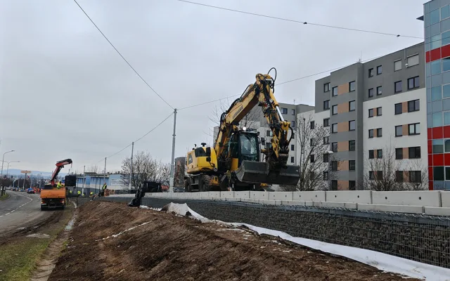 Rychlejší jízda a nižší hlučnost. Modernizace tramvajové trati v Olomouci míří do finální fáze