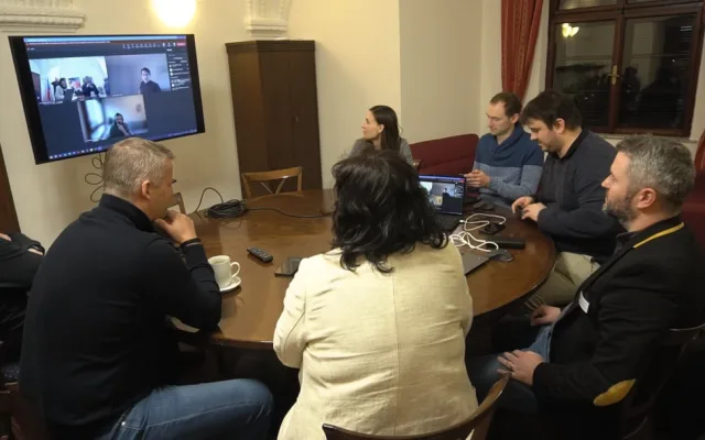 Nový terminál na vysokorychlostní železnici v Hranicích se přiblíží k městu. Radnice chce spojení s autobusy