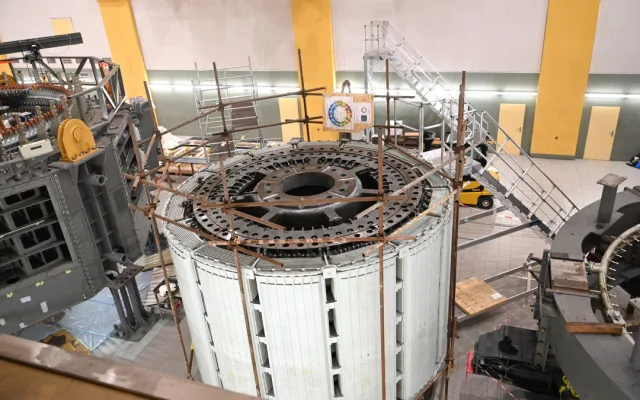 Modernizace přečerpávací vodní elektrárny Dlouhé stráně přijde na 800 milionů. Oprav se dočká turbosoustrojí