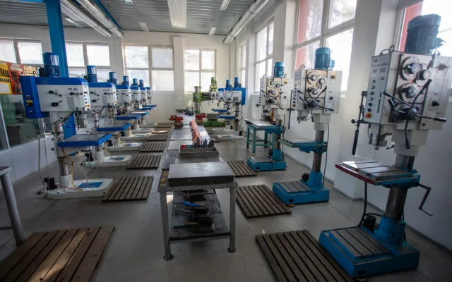 FOTOGALERIE: Strojírenská škola v Lutíně slaví kulaté výročí. Poptávka po absolventech je obrovská