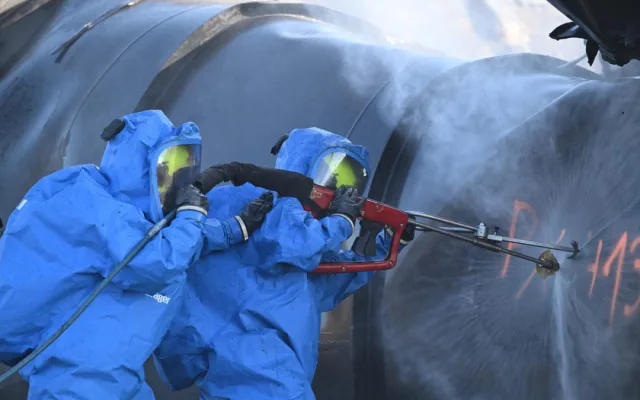 Toxický benzen, který unikl z havarovaného vlaku na Přerovsku, zasáhl podzemní vody