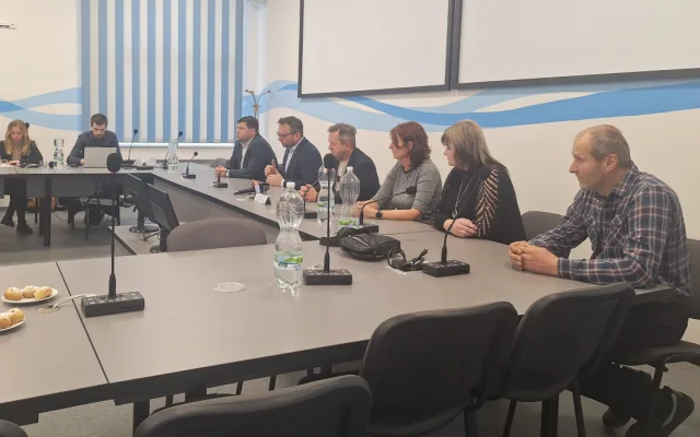 Odpor proti obřím odpočívadlům na D35 u Litovle a Mohelnice se vyplatil. Silničáři začali hledat nová místa