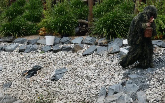 Jožin z Bažin prchající ze Zoo Olomouc