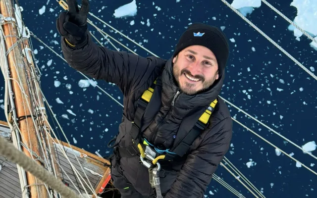 Neskutečné scenérie i překonávání strachu. Kapitán Ololodí Šimon Pelikán si splnil sen o plavbě na Antarktidu