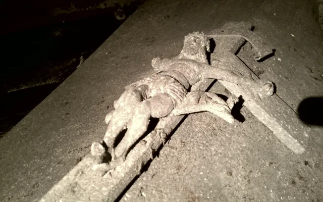 V podzemí olomoucké katedrály badatelé objevili sarkofág významného biskupa ze 16. století