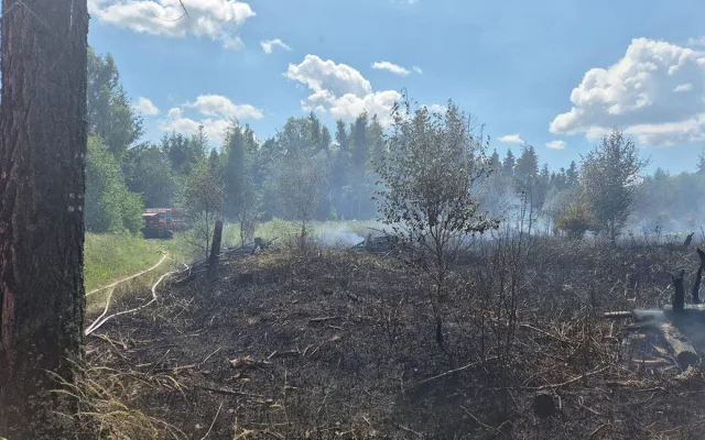 Třetí stupeň poplachu na Uničovsku. U lesního požáru pomůže vrtulník i dron