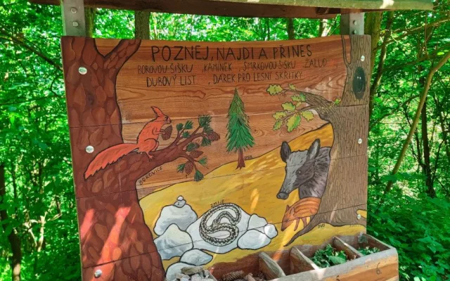 TIP NA VÝLET: Klucanina, to je rozhledna, herní stezka i Tišnovské Stonehenge