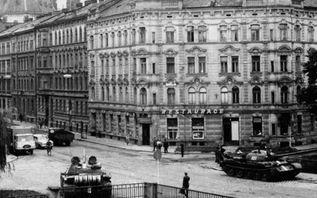 Okupace Československa a válka na Ukrajině: Ruský imperialismus nezmizel, jen změnil tvář
