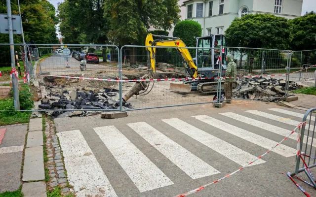 Nekonečné opravy vodovodu v Krapkově. Hotovo bude snad už příští týden