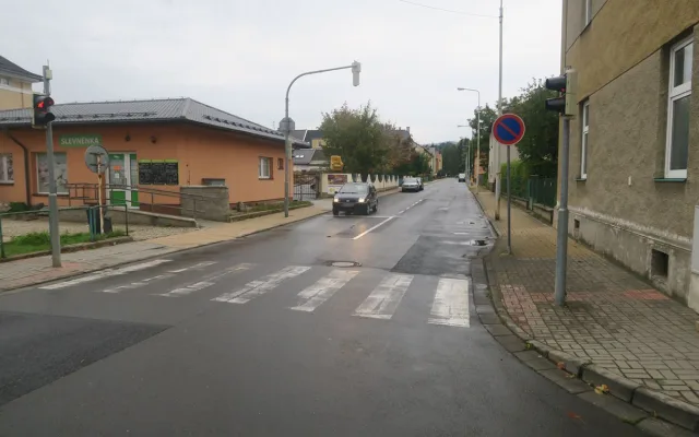Kdo může za srážku Audi s Kodiaqem v Šumperku? Jel jsem na zelenou, tvrdí oba řidiči
