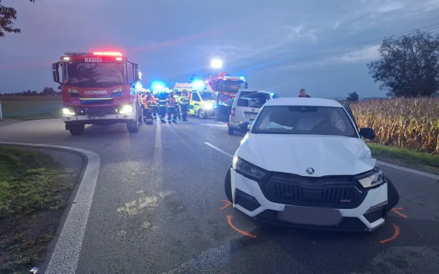 Pět zraněných při nehodě u Žešova. Ráno se zde srazily dva automobily