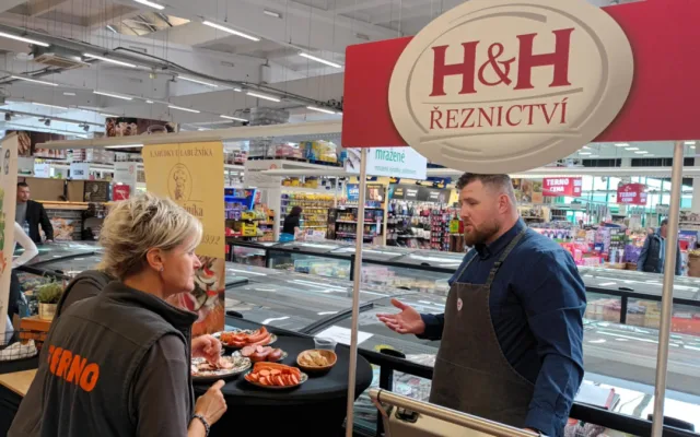 Den regionálních výrobců provoněl supermarket Terno Olomouc. Grilovalo se a vařilo