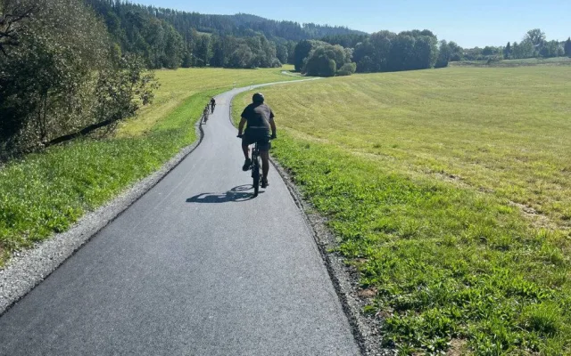 Sen se splnil. Toužebně vyhlížená cyklostezka z Prostějova do Konice se už dá projet