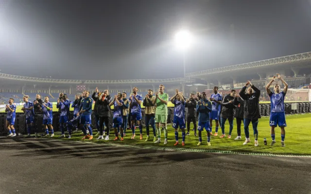 VIDEO: Bitka na tribuně a úspěch na hřišti. Olomoucká Sigma dobyla Jerevan