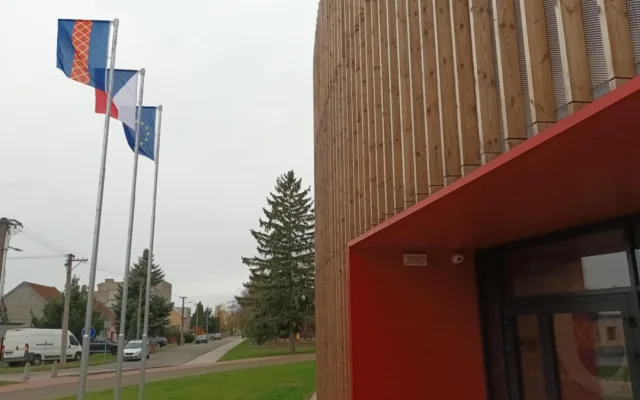 Velká sláva v Kojetíně, město otvírá nový zimní stadion. Zájem o bruslení je velký