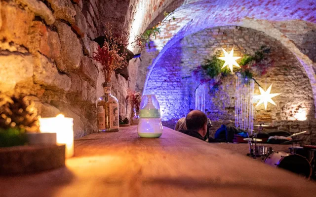 Za punčem i koncerty do podzemí. V Olomouci předvánočně ožil unikátní prostor pod klášterem