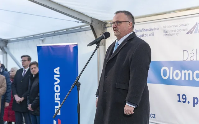 Ministr dopravy Ivan Bednárik
