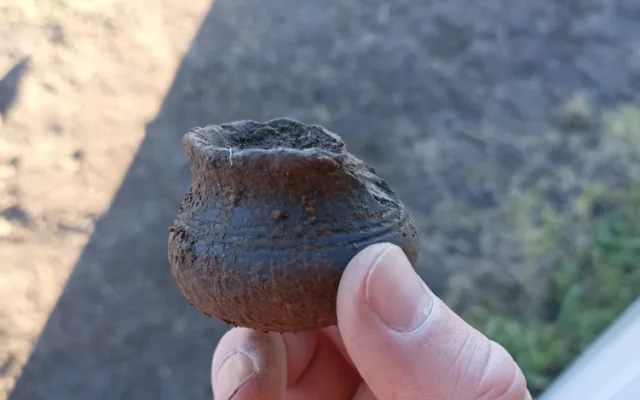 Pravěké studny u Kojetína. Archeologové tam objevili přes 1200 objektů