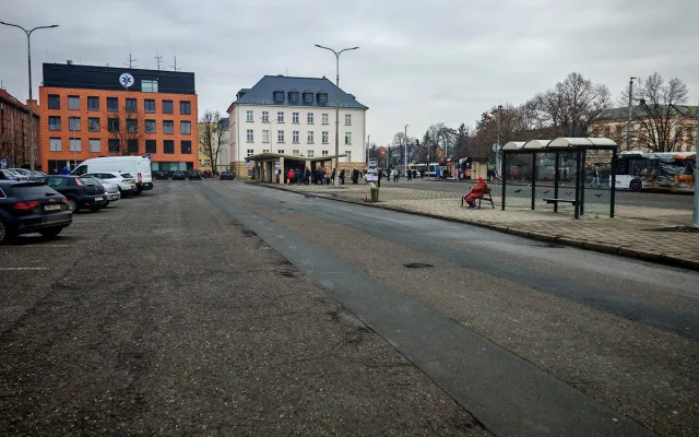 Bývalý autobusák v Olomouci projde opravou na etapy. V budoucnu má dostat novou tvář