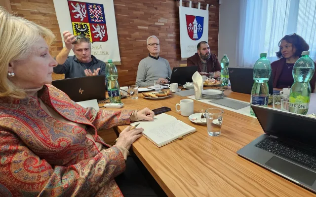 Na sanaci benzenové havárie na Přerovsku není v rozpočtu ani koruna. Práce zatím hradí DIAMO
