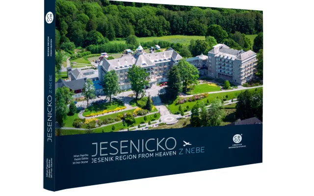 FOTOGALERIE: Jesenicko z ptačí perspektivy, nová kniha přináší letecké snímky. Podívejte se