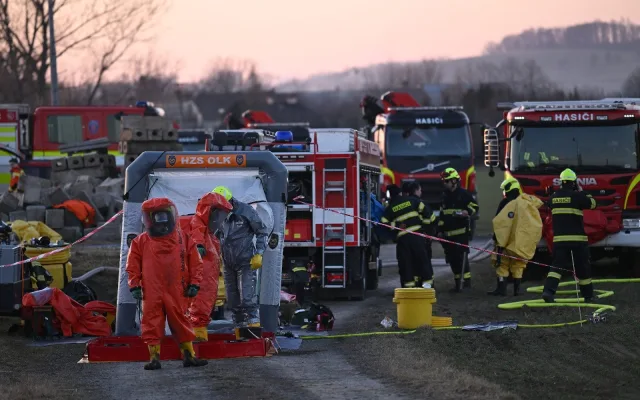 FOTO, VIDEO: Peklo v Hustopečích. Před rokem havaroval vlak s benzenem, jak to vypadalo?