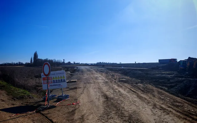 Rušnou trasu u Olomouce přetne uzavírka. Za Křelovem napojí opuštěný kus dálnice