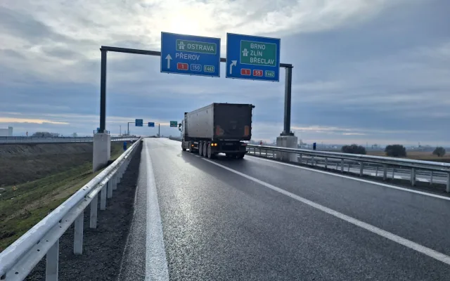 Rány jako z děla. Začalo měření hluku na D1 u Přerova, lidé ovšem požadují okamžité řešení
