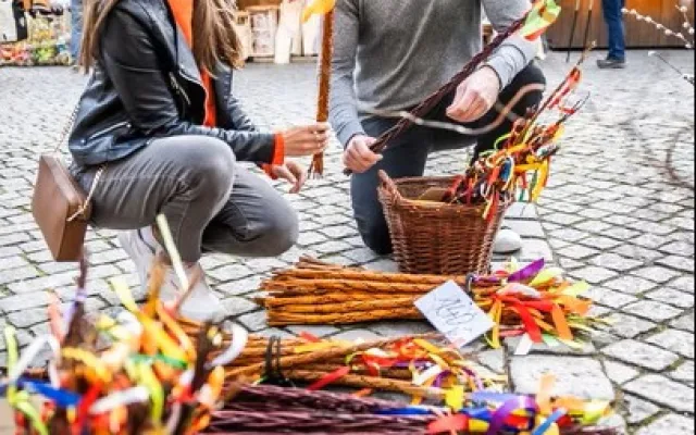 V centru Olomouce začíná Velikonoční jarmark. Nabídne řemesla, dílničky i prohlídky zajímavých míst