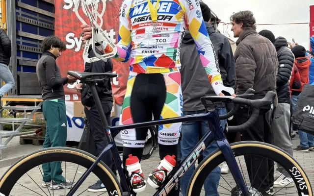 Snový začátek sezony. Nadějní cyklisté z Hané excelovali v závodech Českého poháru